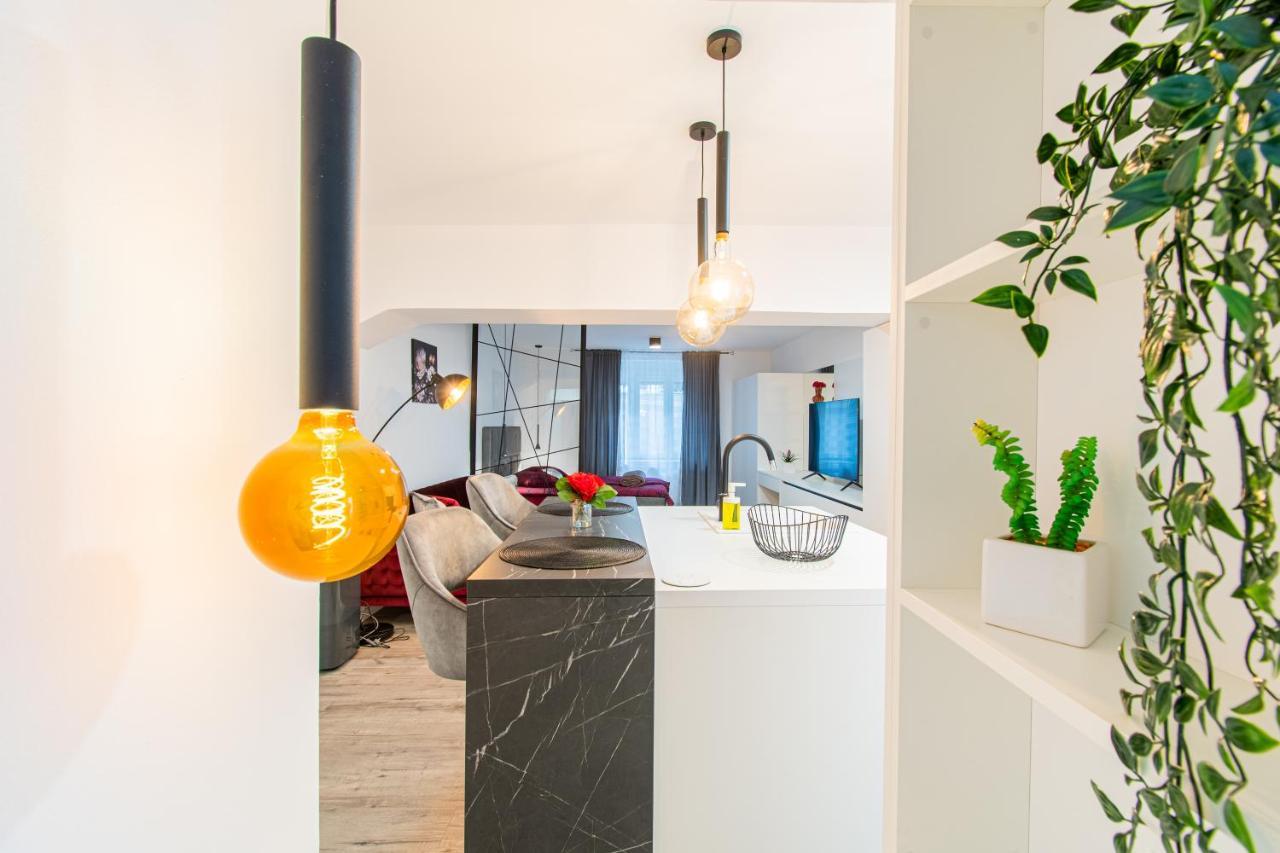 Flexible Selfcheckins 45 - Zagreb - New - Center Appartement Buitenkant foto