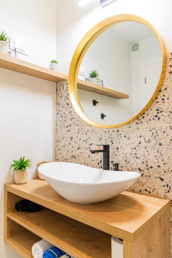 Flexible Selfcheckins 45 - Zagreb - New - Center Appartement Buitenkant foto