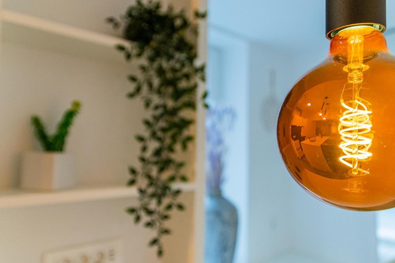 Flexible Selfcheckins 45 - Zagreb - New - Center Appartement Buitenkant foto